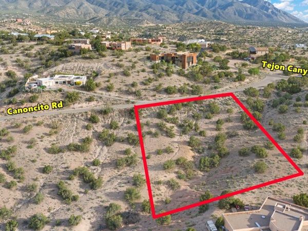 7 Canoncito Road, Placitas, NM 87043