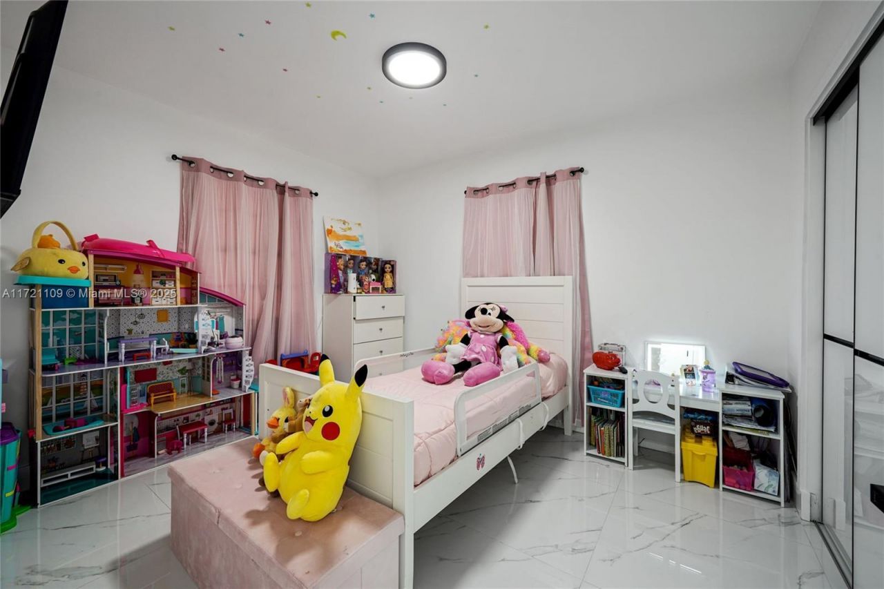 571 Raven Ave, Miami Springs, FL 33166 Photo