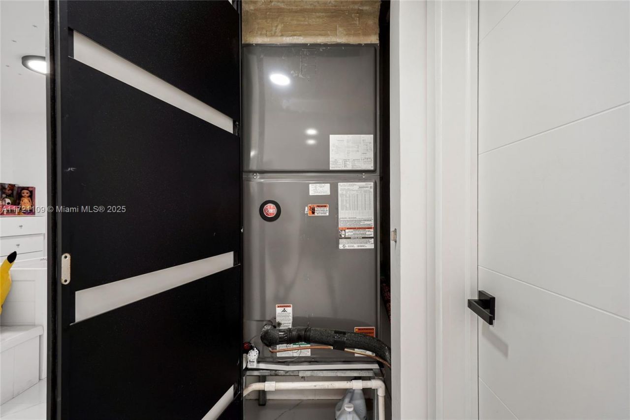 571 Raven Ave, Miami Springs, FL 33166 Photo