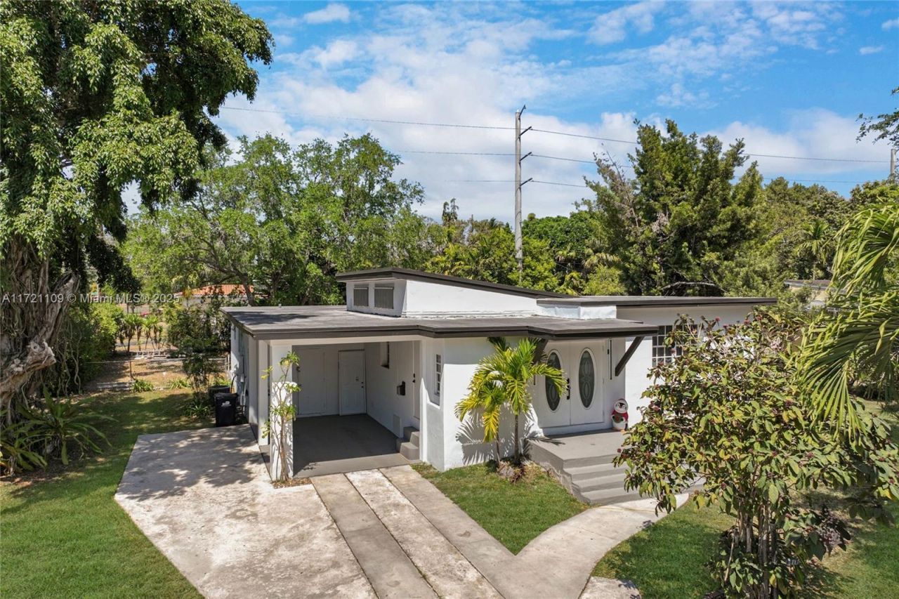 571 Raven Ave, Miami Springs, FL 33166 Photo