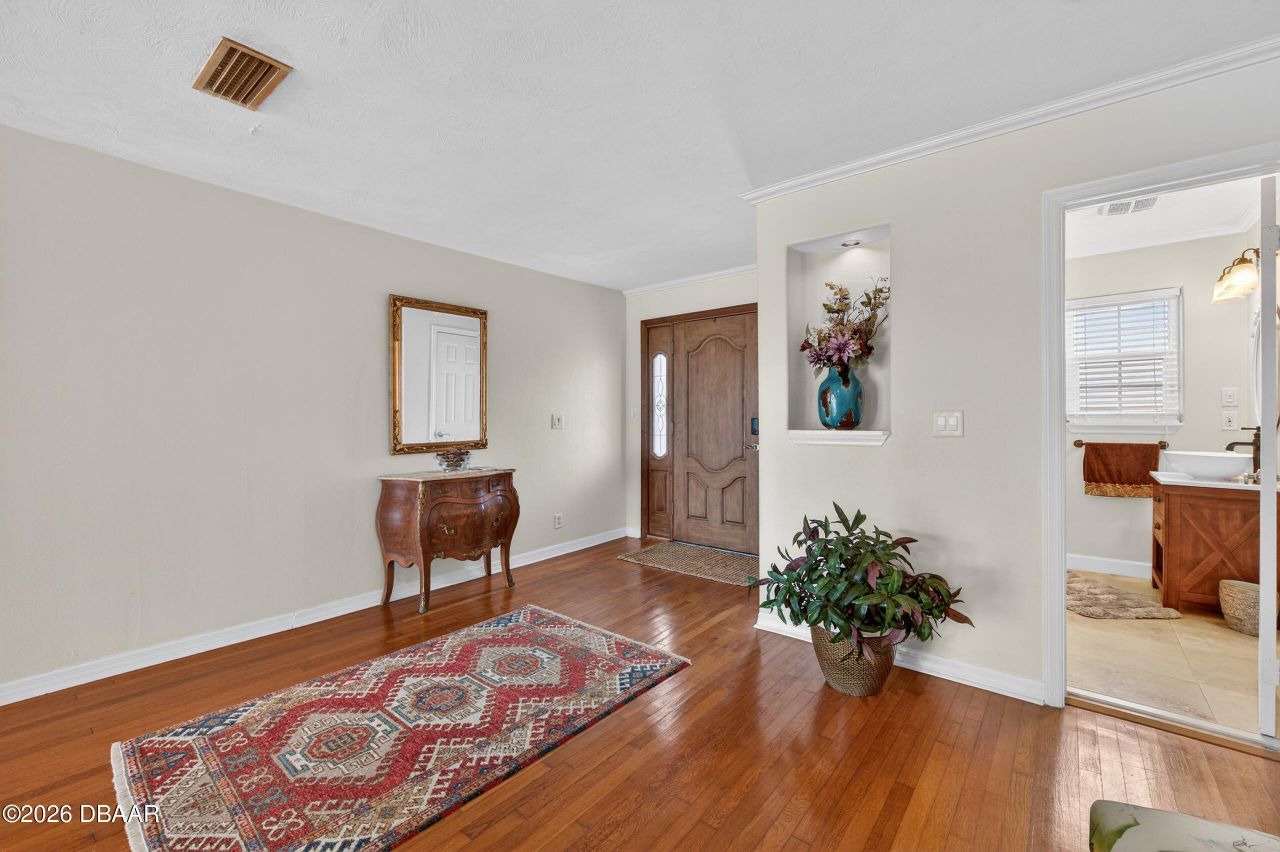 482 Riverside Drive, Ormond Beach, FL 32176 Photo
