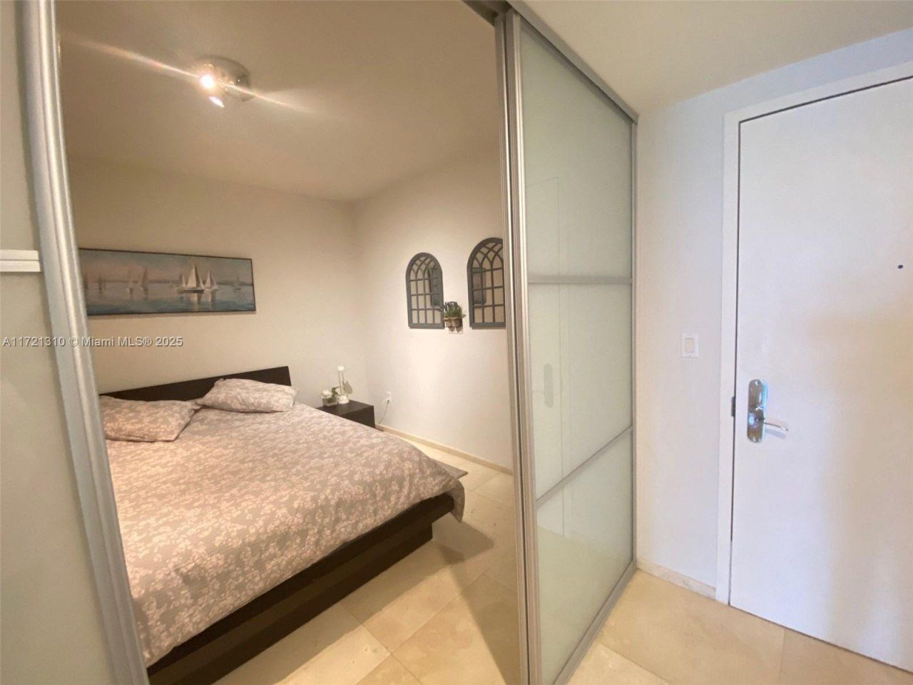 1830 S Ocean Dr, Unit 1905, Hallandale Beach, FL 33009 Photo
