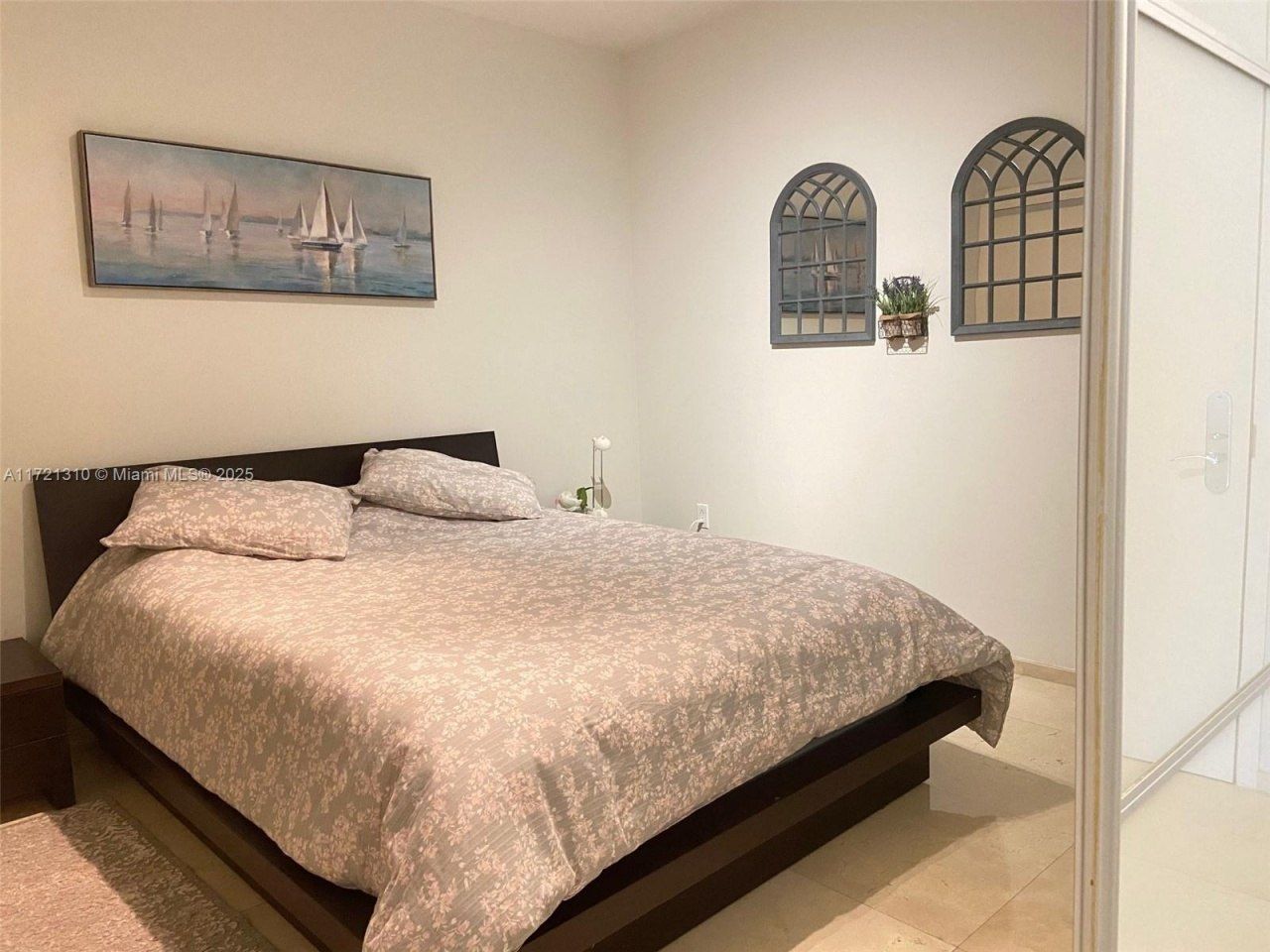 1830 S Ocean Dr, Unit 1905, Hallandale Beach, FL 33009 Photo