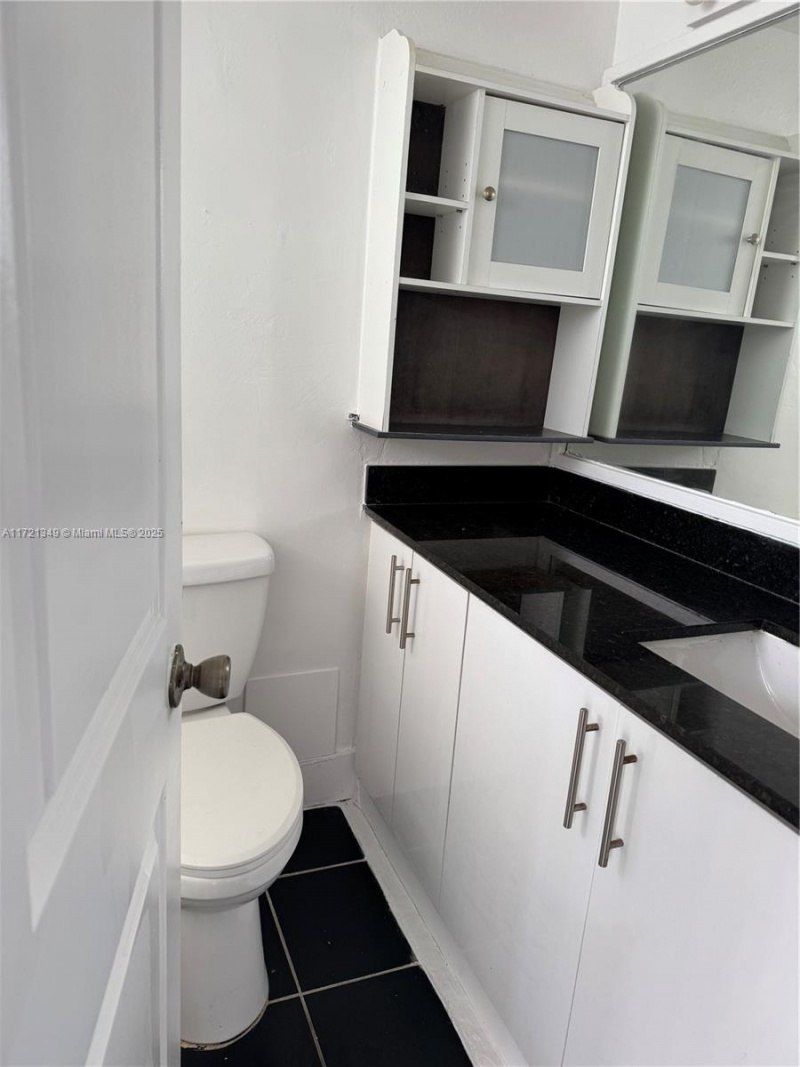 7904 West Dr, Unit 204, North Bay Village, FL 33141 Photo