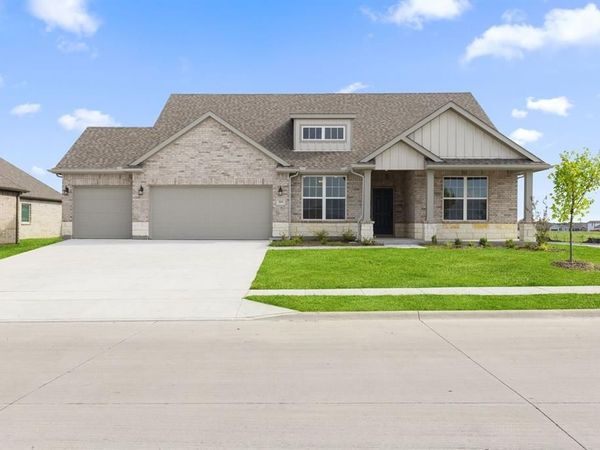 301 Briarwood Drive, Nevada, TX 75173