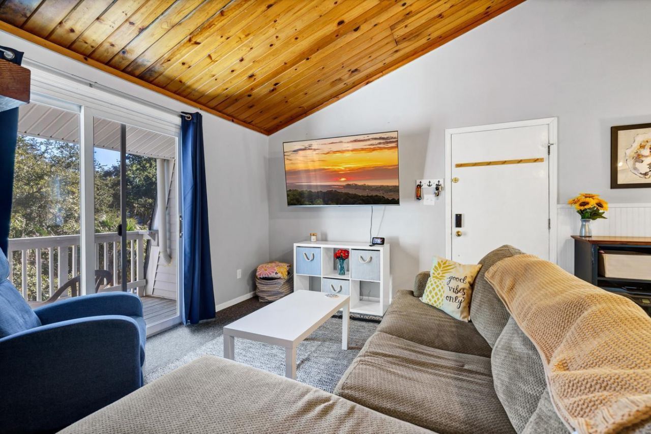 279 Driftwood Lane Photo 20