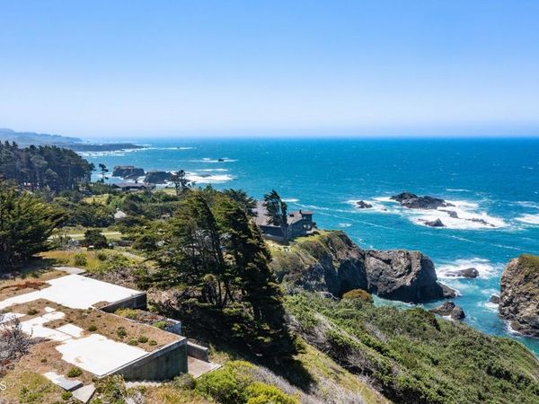 6030 Highway 1, Little River, CA 95456