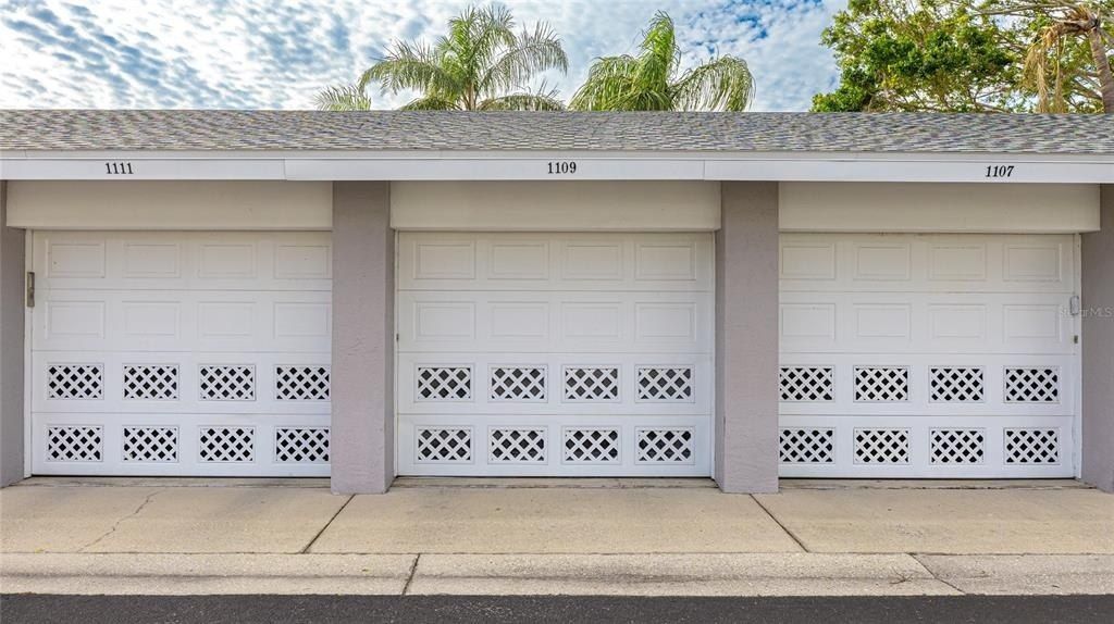 1109 Edgewater Circle, Unit 1109, Bradenton, FL 34209 Photo