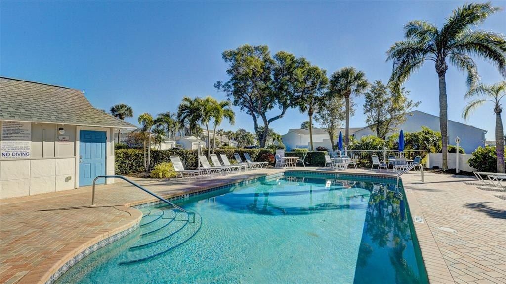 1109 Edgewater Circle, Unit 1109, Bradenton, FL 34209 Photo