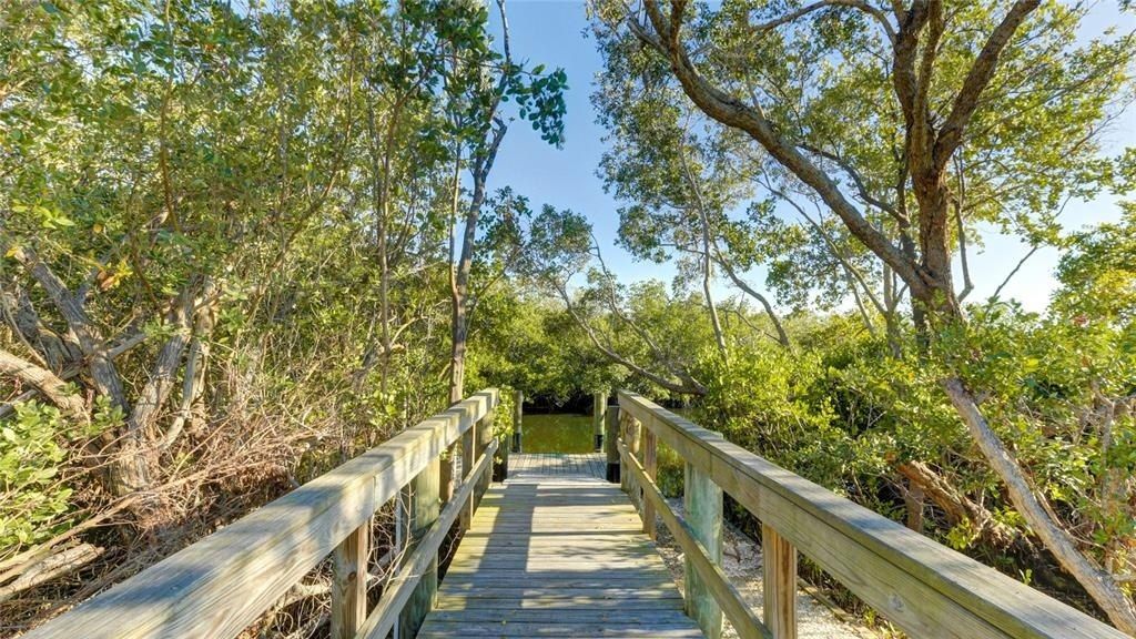 1109 Edgewater Circle, Unit 1109, Bradenton, FL 34209 Photo