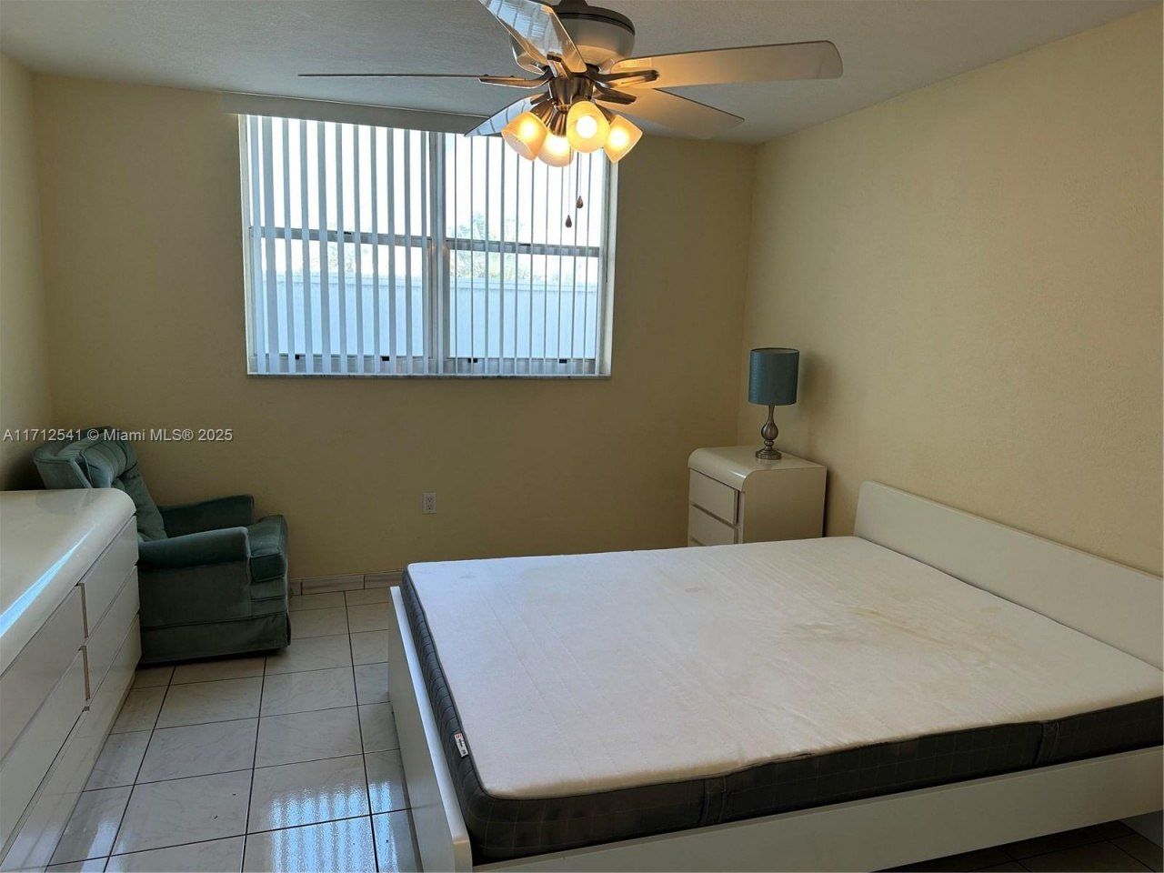 720 Collins Ave, Unit 404, Miami Beach, FL 33139 Photo
