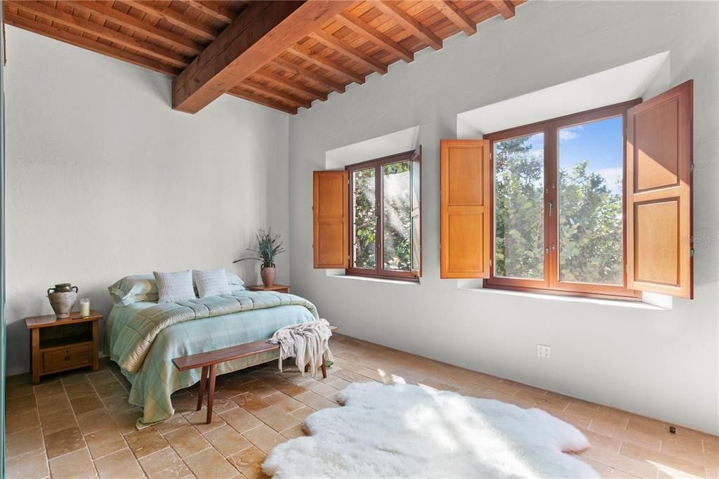 1571 Oceanview Drive, Saint Petersburg, FL 33715 Photo