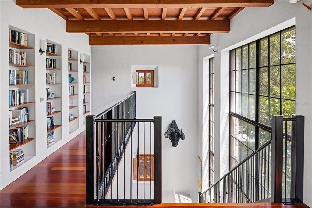 1571 Oceanview Drive, Saint Petersburg, FL 33715 Photo