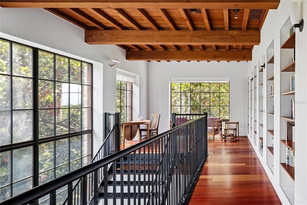 1571 Oceanview Drive, Saint Petersburg, FL 33715 Photo