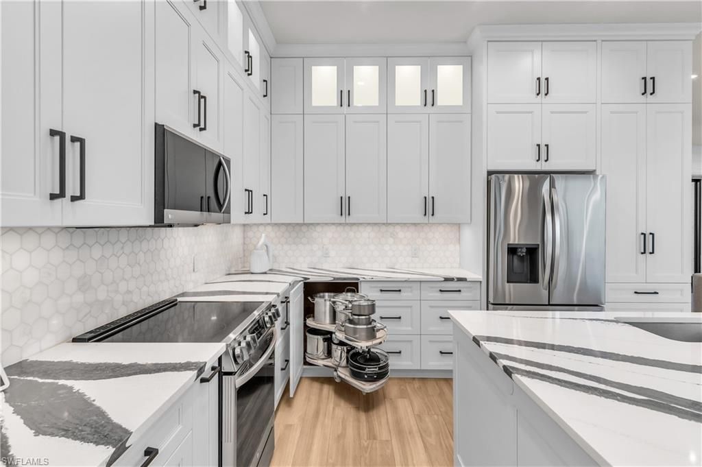 18198 Royal Hammock Blvd, Naples, FL 34114 Photo