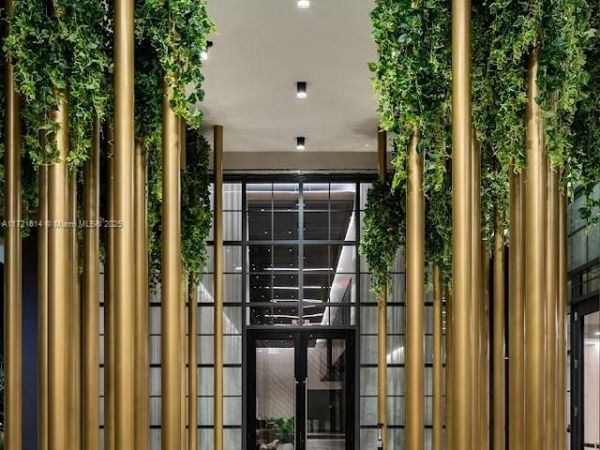 159 NE 6, Unit 3912, Miami, FL 33132