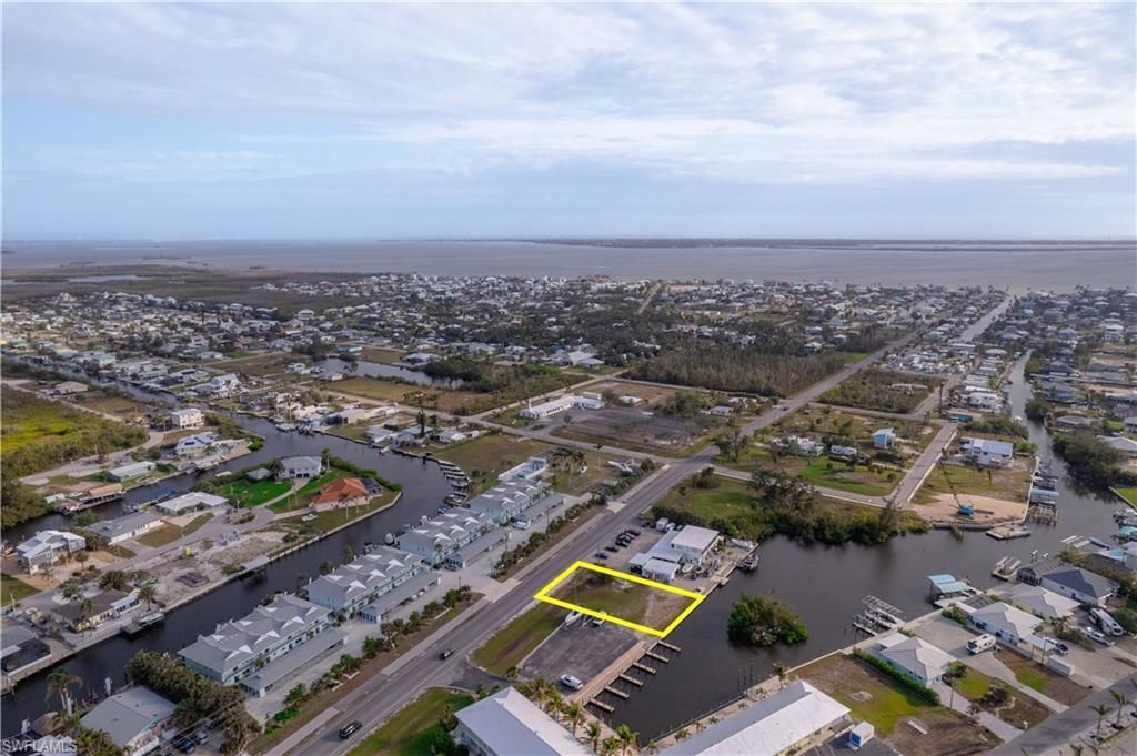 2891 Oleander St, Saint James City, FL 33956 Photo