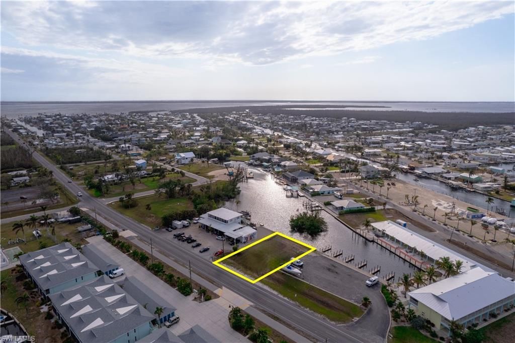 2891 Oleander St, Saint James City, FL 33956 Photo