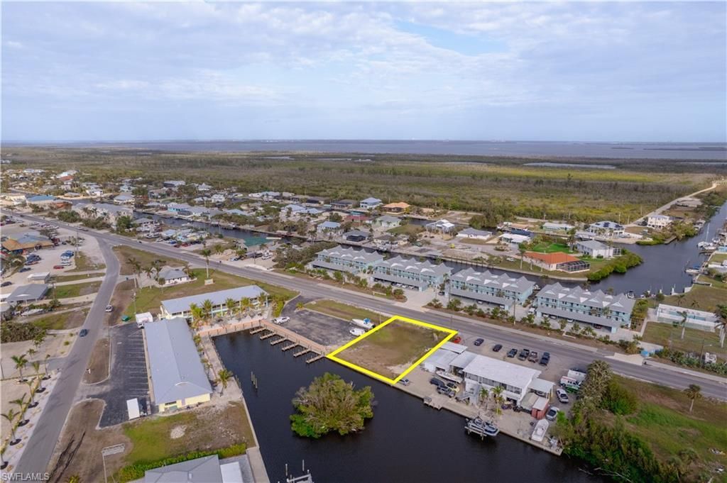 2891 Oleander St, Saint James City, FL 33956 Photo