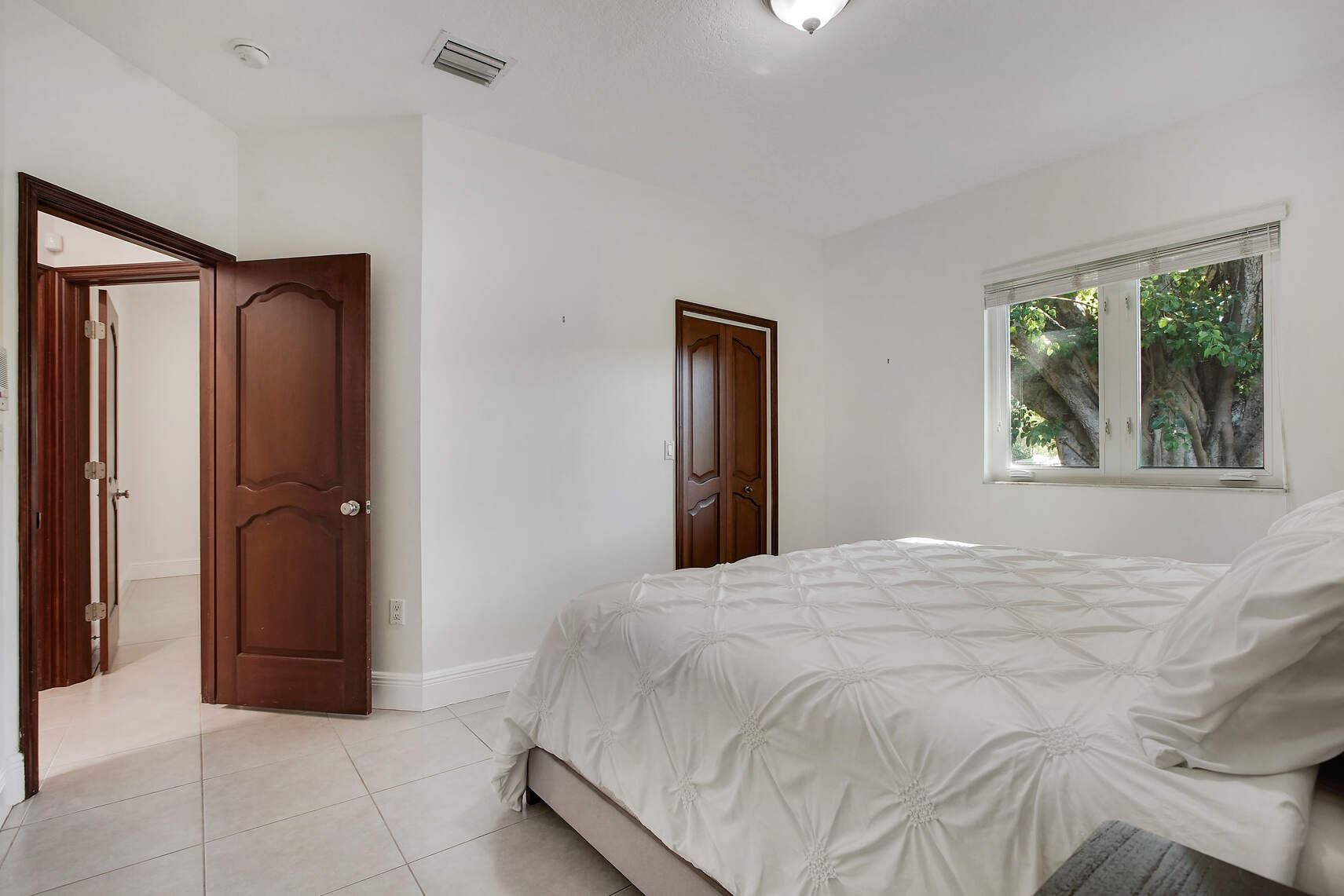 13550 SW 82nd Ave, Pinecrest, FL 33156 Photo