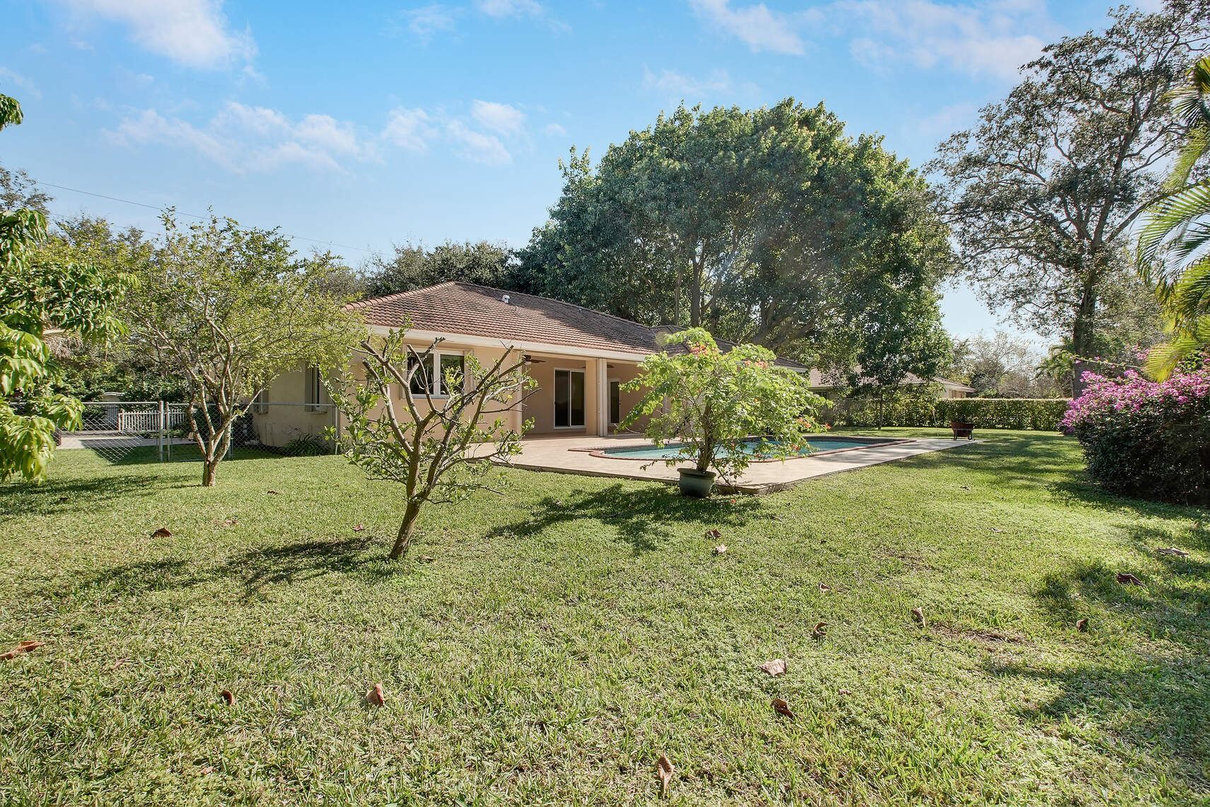 13550 SW 82nd Ave, Pinecrest, FL 33156 Photo