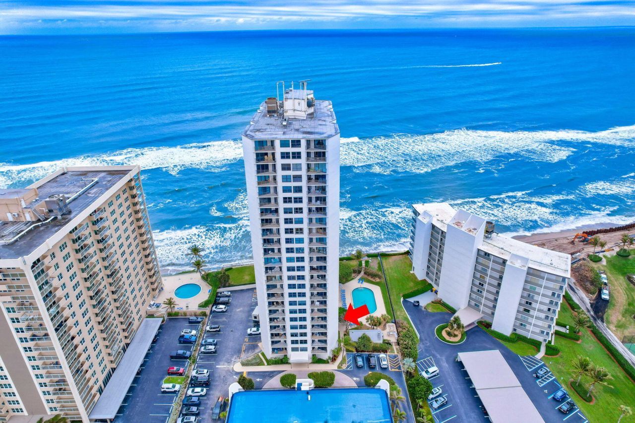 5420 N Ocean Drive, Unit 206, Singer Island, FL 33404 Photo