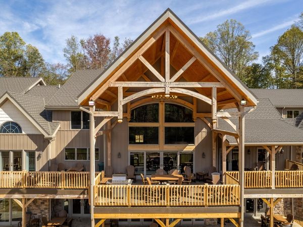 16012 State Route 678, Rockbridge, OH 43149