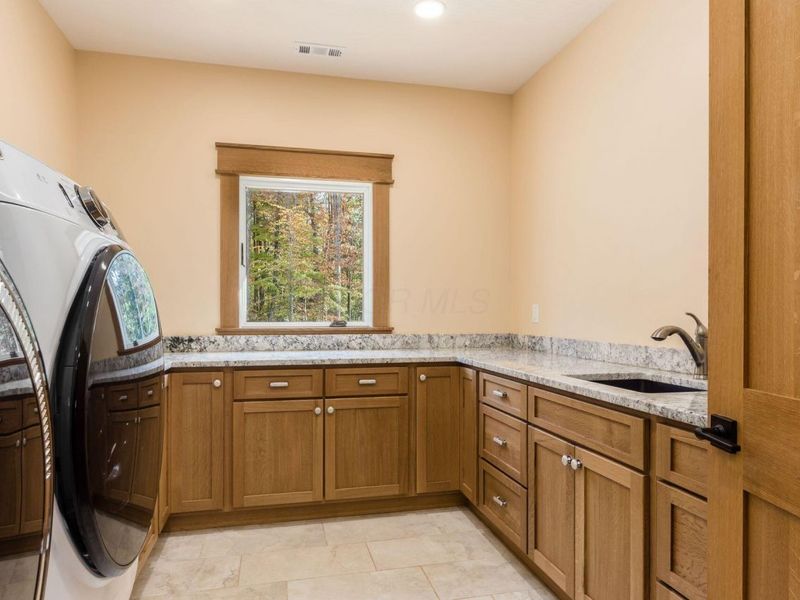 16012 State Route 678, Rockbridge, OH 43149 Photo 24