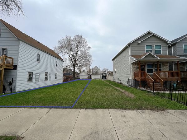 2457 W 46th Place, Chicago, IL 60632