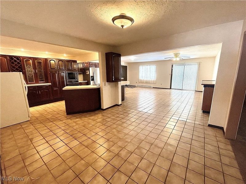 7791 Hoertz Road, Parma, OH 44134 Photo 12