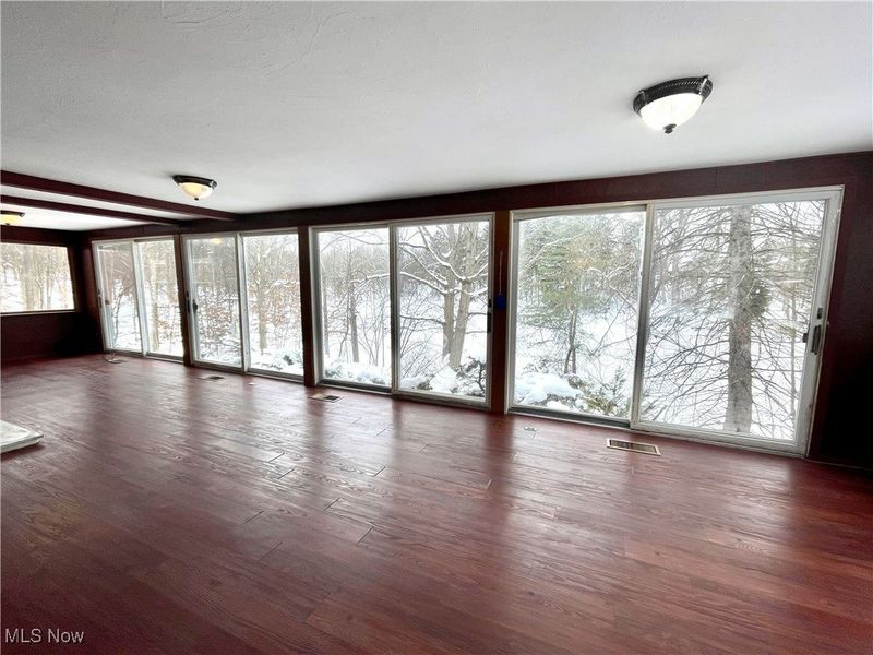 7791 Hoertz Road, Parma, OH 44134 Photo 18