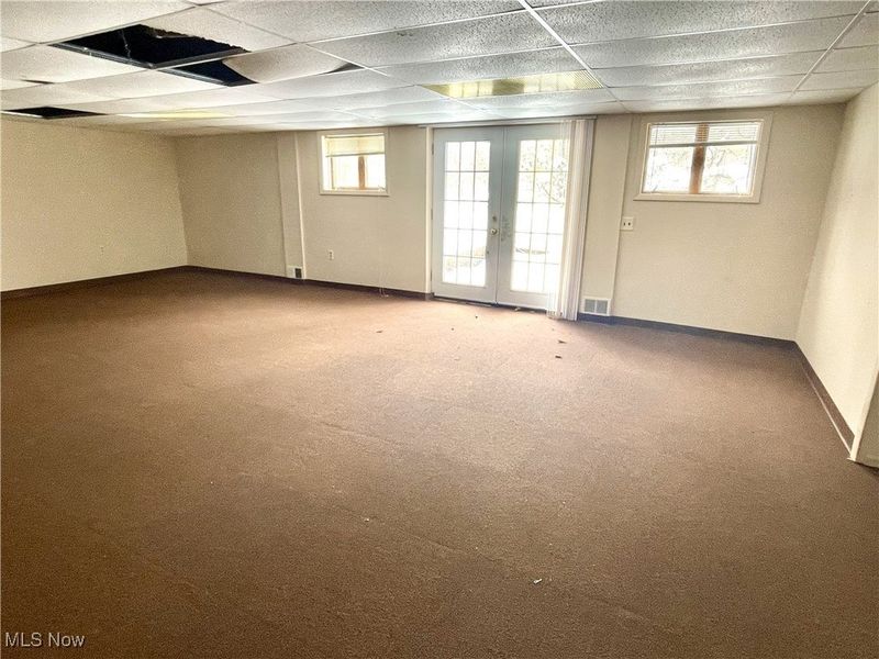 7791 Hoertz Road, Parma, OH 44134 Photo 24