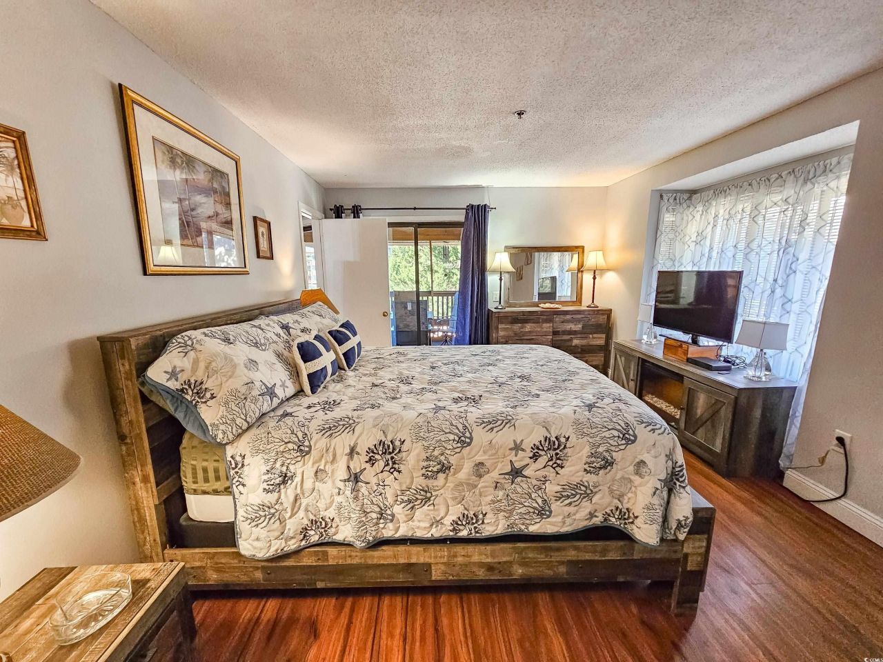 410 Melrose Pl. Photo 27