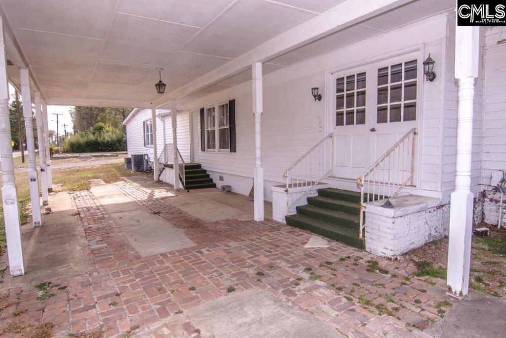 401 E Main Street Photo 18