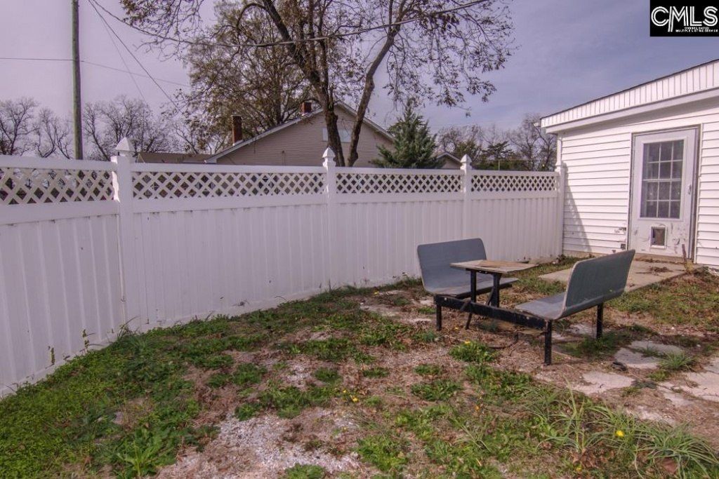 401 E Main Street Photo 19