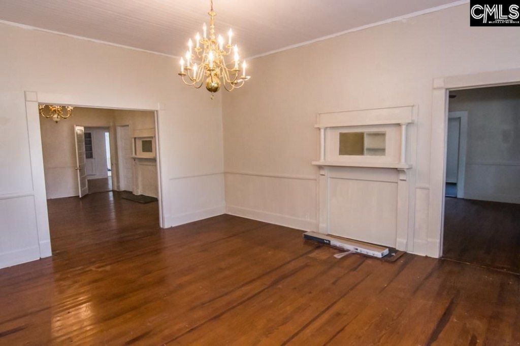 401 E Main Street Photo 20