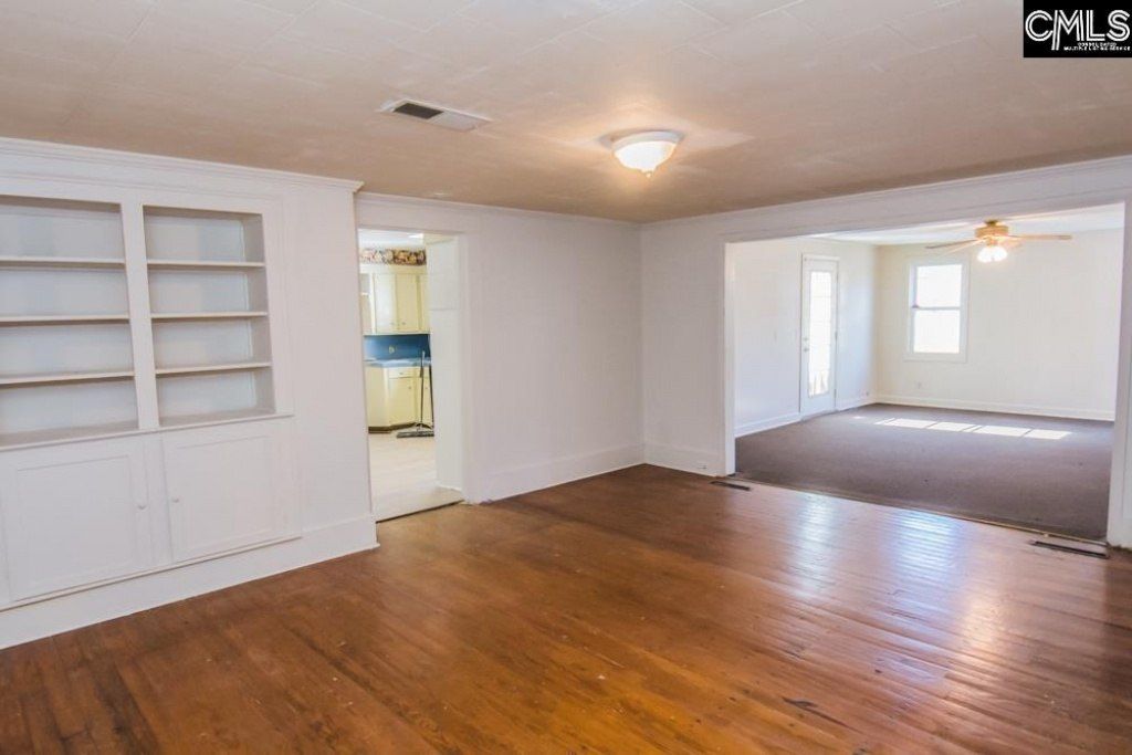 401 E Main Street Photo 21