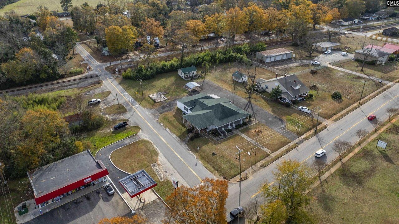 401 E Main Street Photo 29