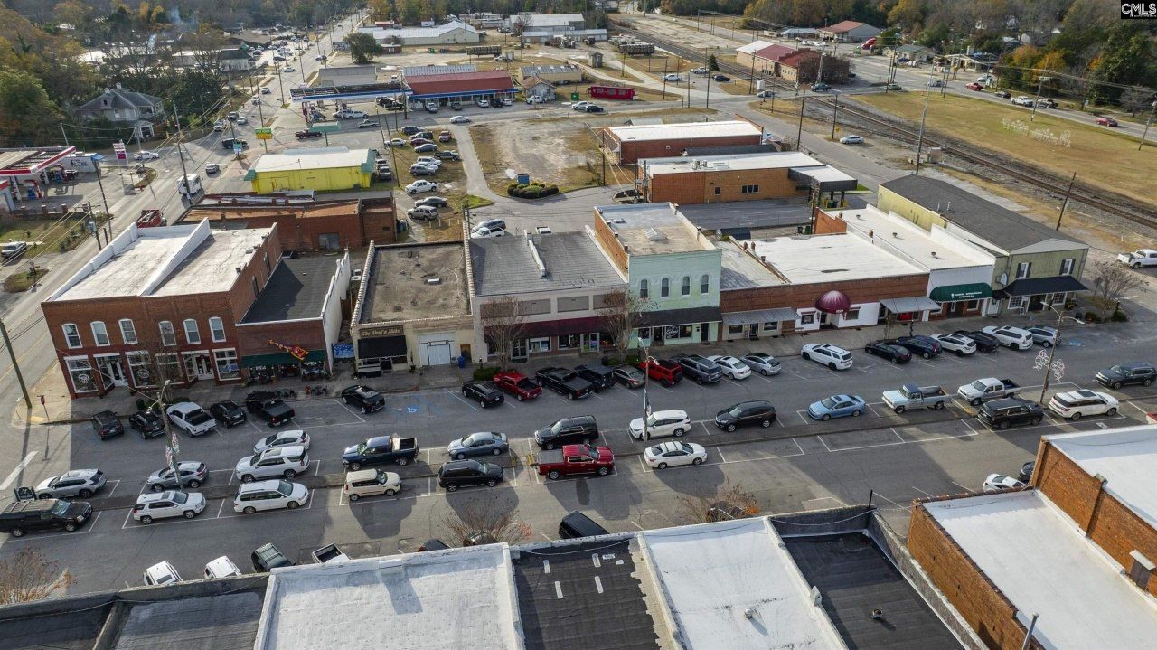 401 E Main Street Photo 9