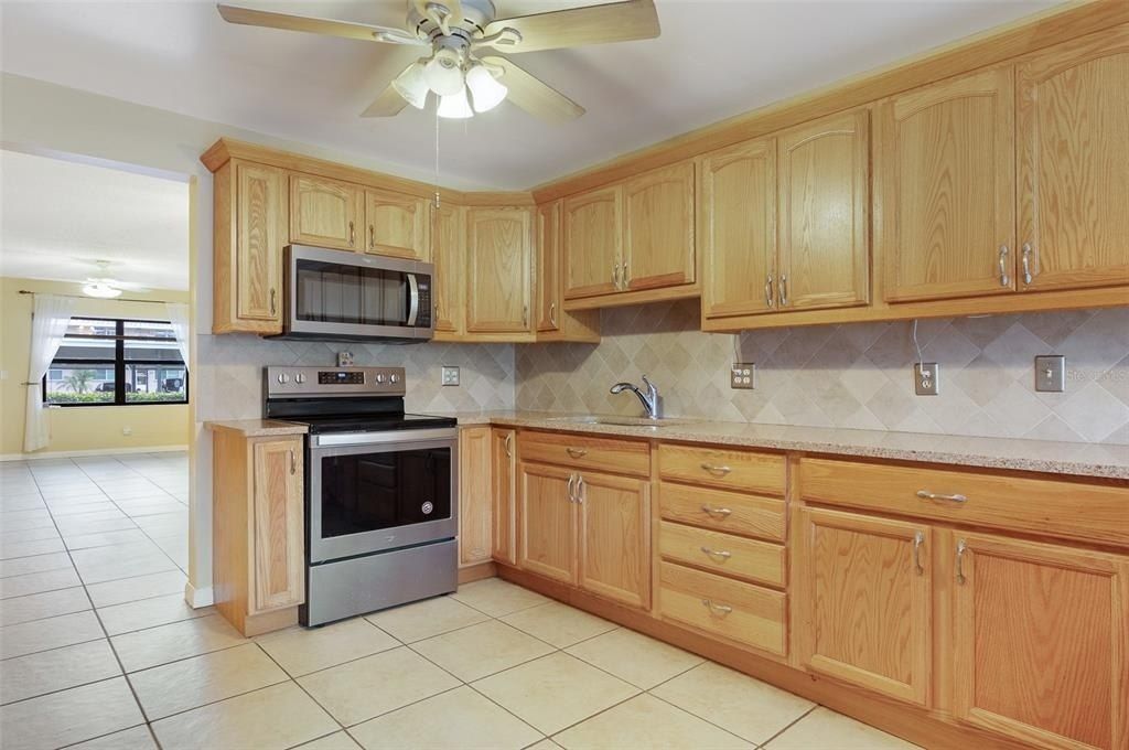 4910 Bay Street Ne, Unit 109, Saint Petersburg, FL 33703 Photo