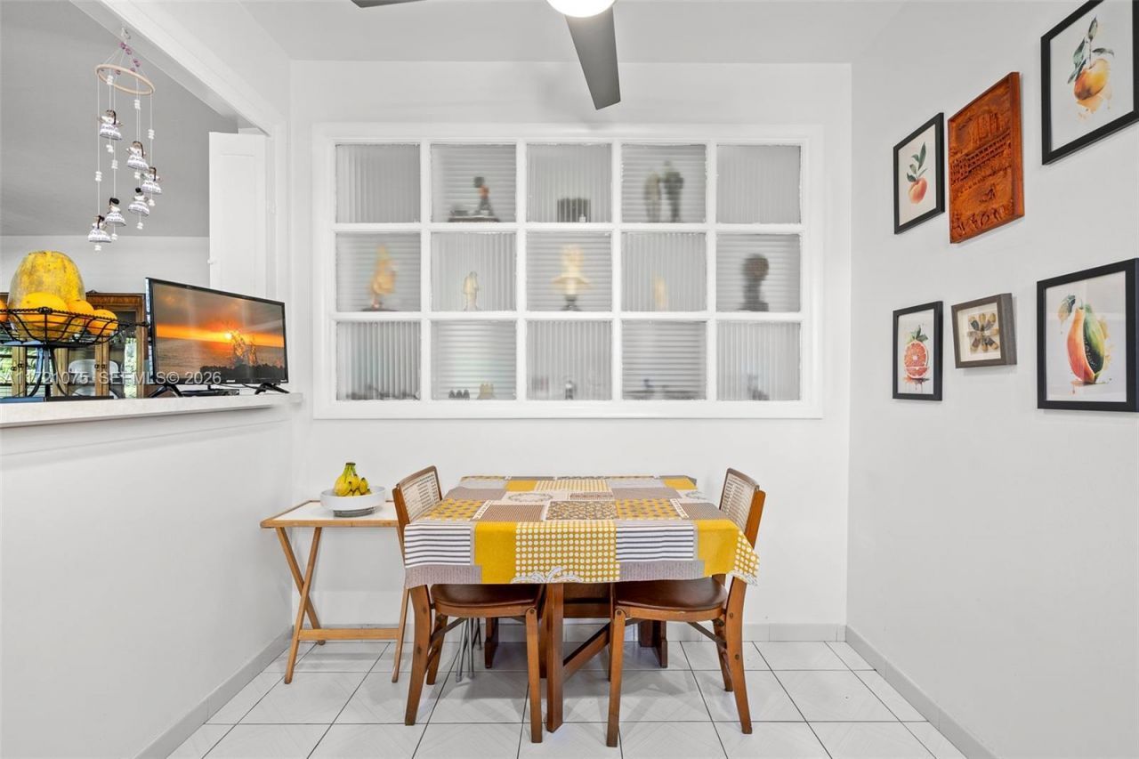 9149 Dickens Ave, Surfside, FL 33154 Photo