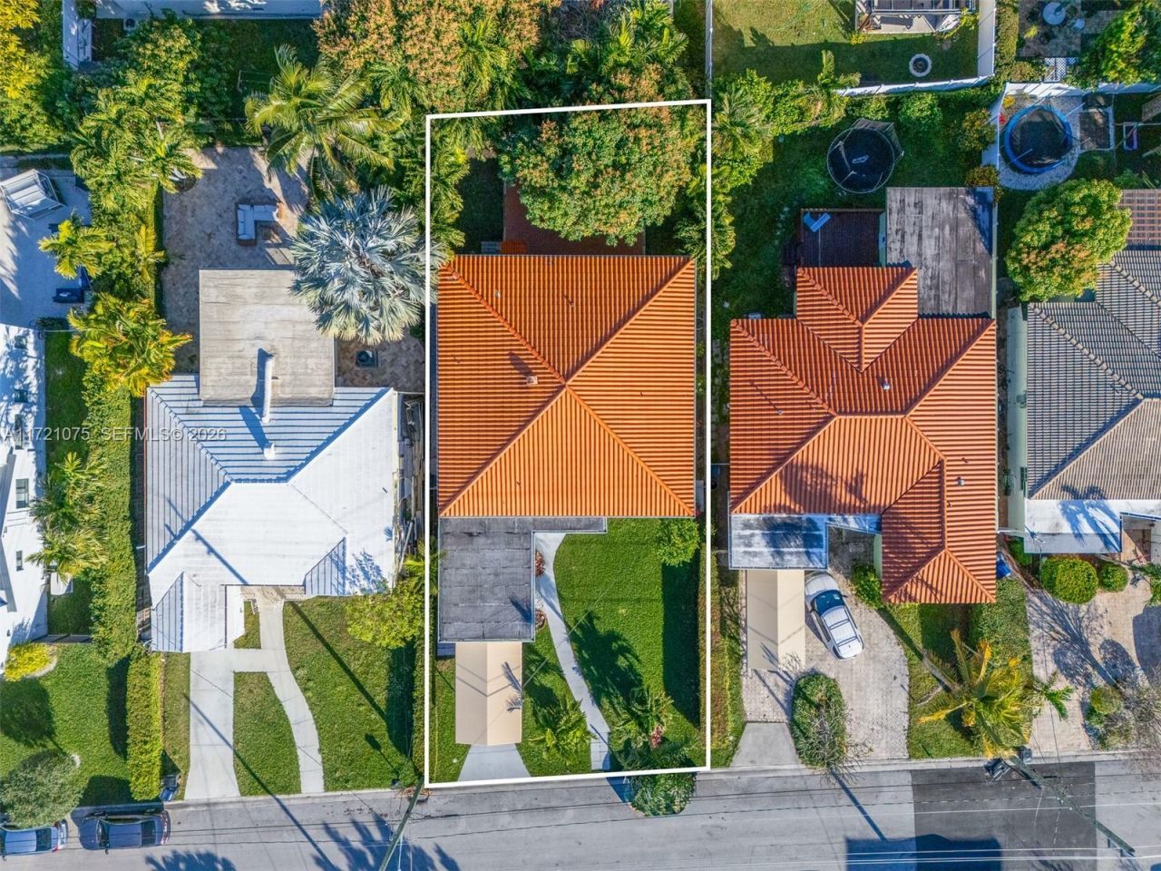 9149 Dickens Ave, Surfside, FL 33154 Photo