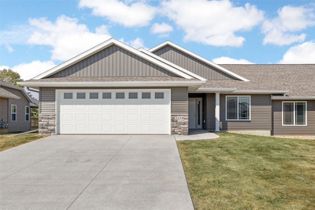 3011 Sequoia Drive Sw, Cedar Rapids, IA 52404 Main Photo