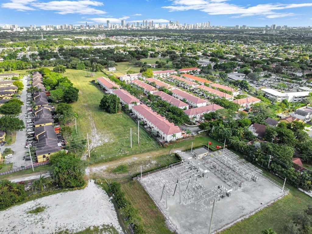 1007 NE 208th St, Unit 1007, Miami, FL 33179 Photo