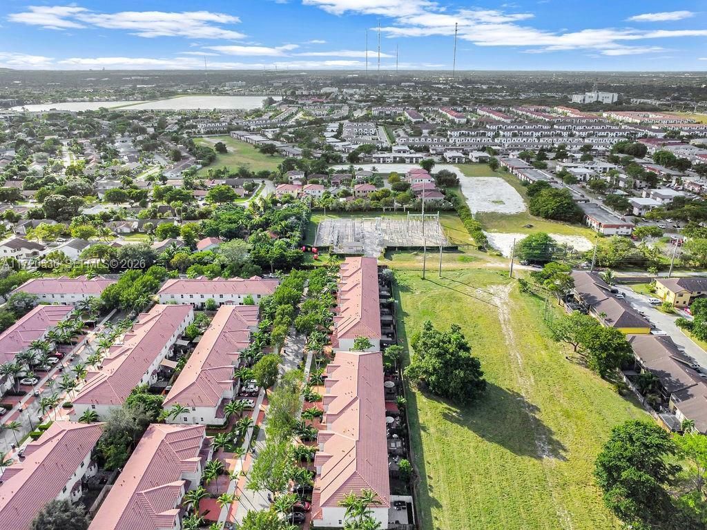 1007 NE 208th St, Unit 1007, Miami, FL 33179 Photo