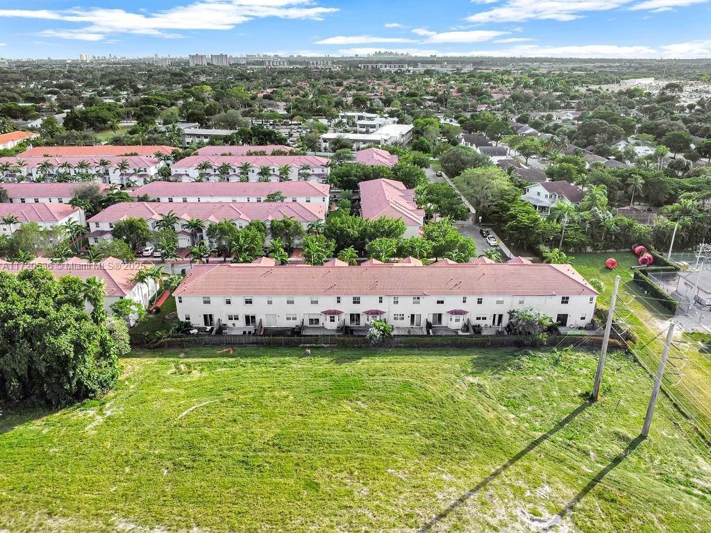 1007 NE 208th St, Unit 1007, Miami, FL 33179 Photo