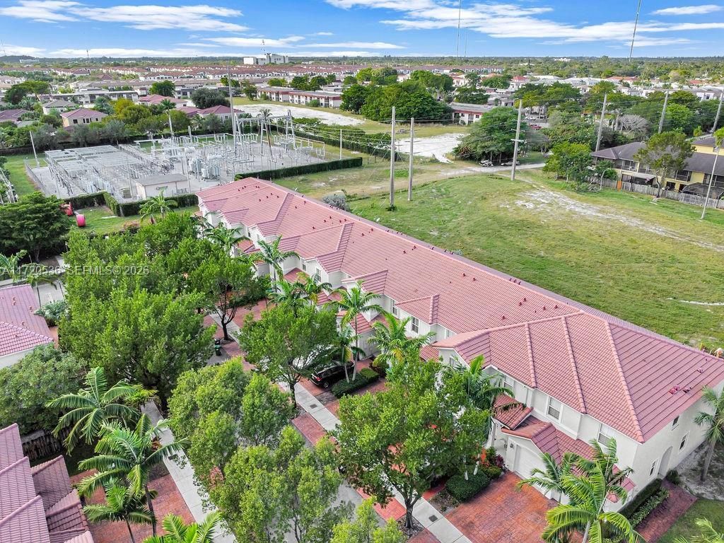 1007 NE 208th St, Unit 1007, Miami, FL 33179 Photo