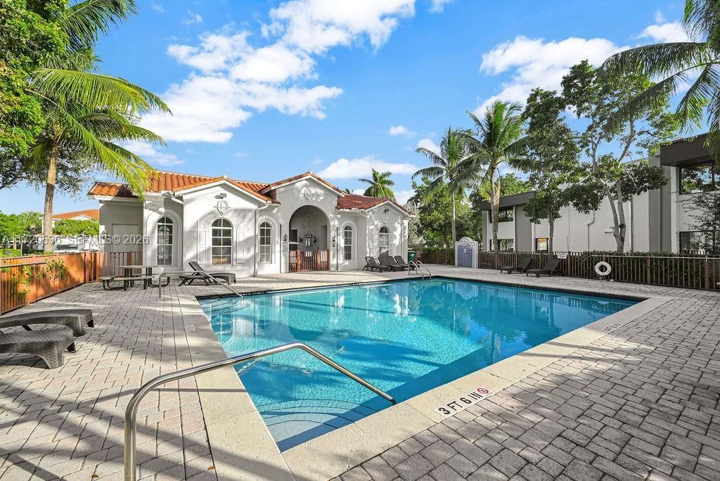 1007 NE 208th St, Unit 1007, Miami, FL 33179 Photo