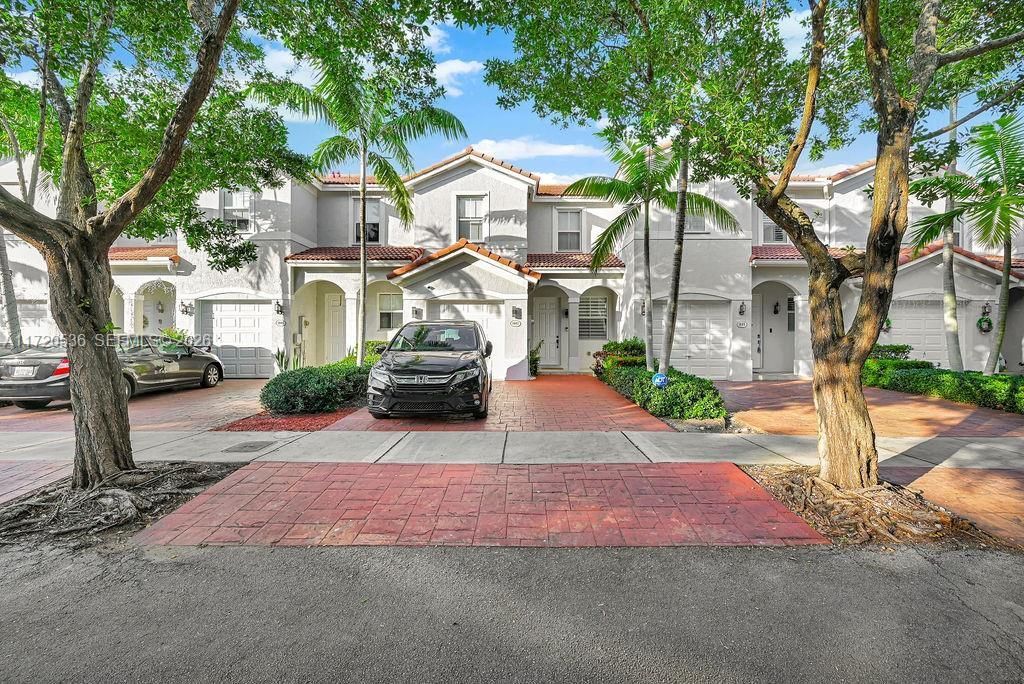 1007 NE 208th St, Unit 1007, Miami, FL 33179 Photo