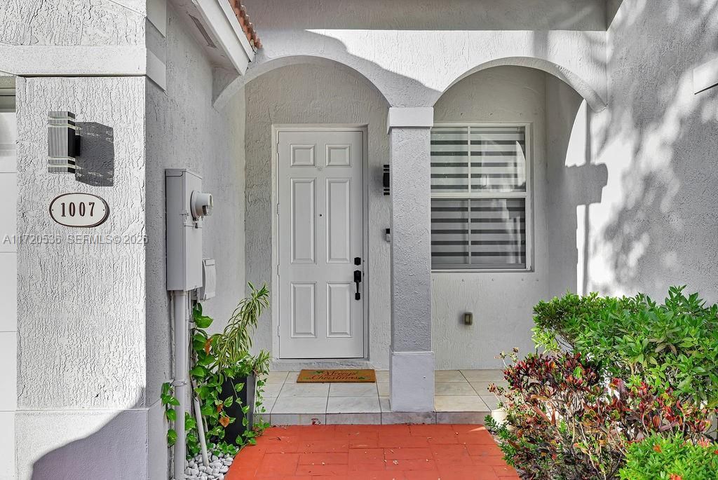 1007 NE 208th St, Unit 1007, Miami, FL 33179 Photo